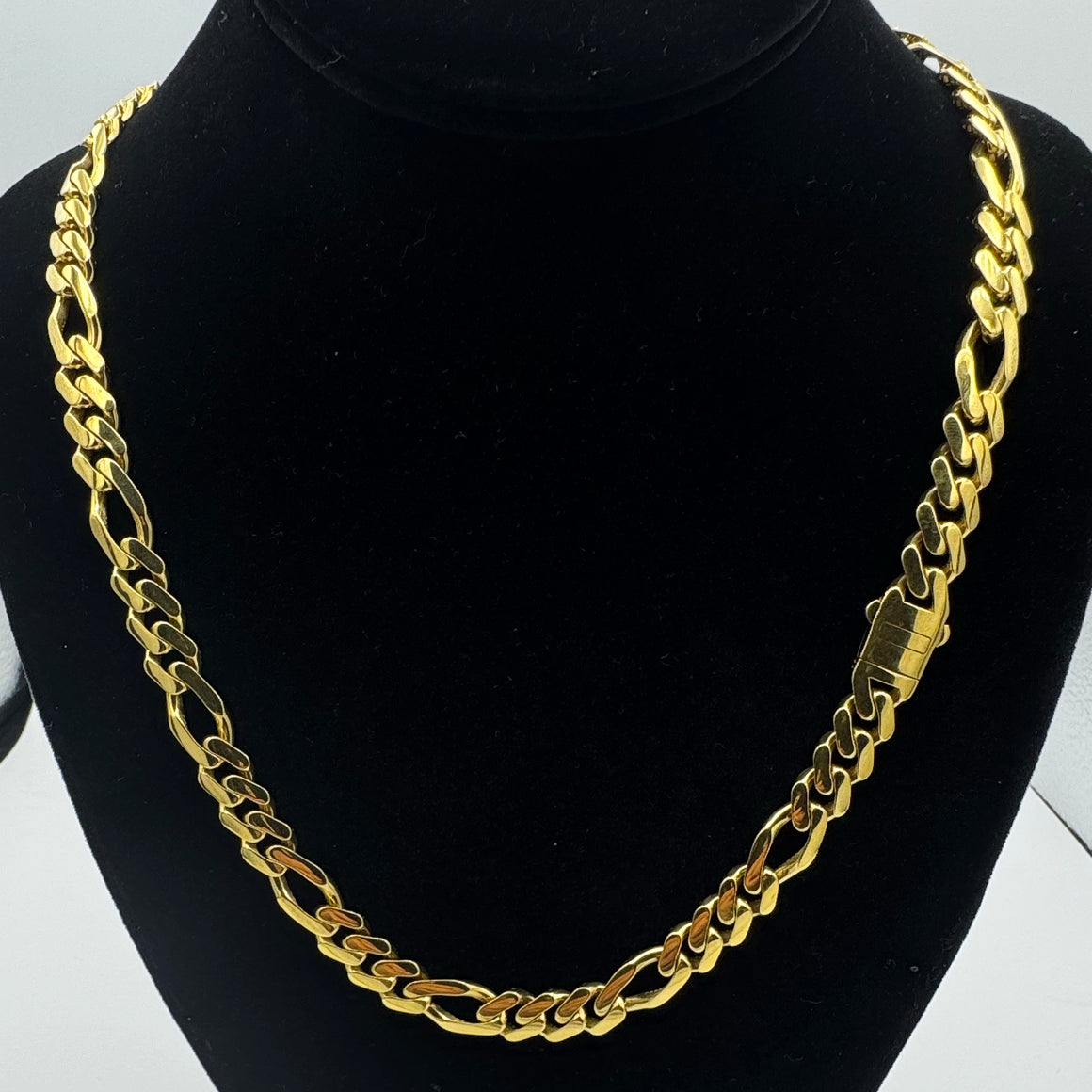 9.5MM HOLLOW FIGARO MONACO STYLE NECKLACE - 14K YELLOW GOLD - 22"
