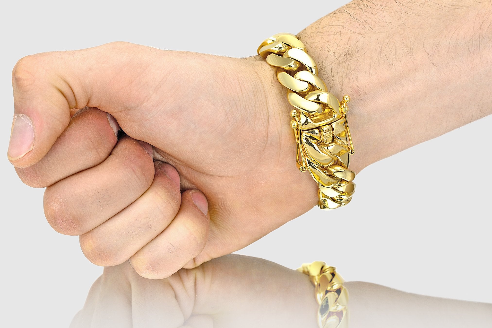 22K Gold Bracelet For Men - 235-GBR3296 in 24.950 Grams