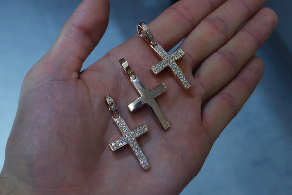 Cross Pendant Yellow Gold